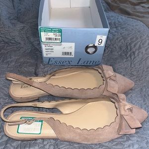 NWT Essex Lane Pointed Toe/ Bow Design/ Open Back Flats